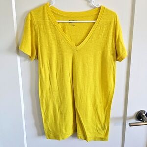 Arizona Jeans yellow v-neck t-shirt XL